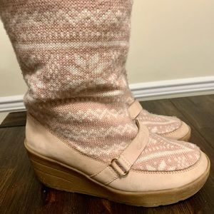 Women’s Juicy Couture boots in great condition!